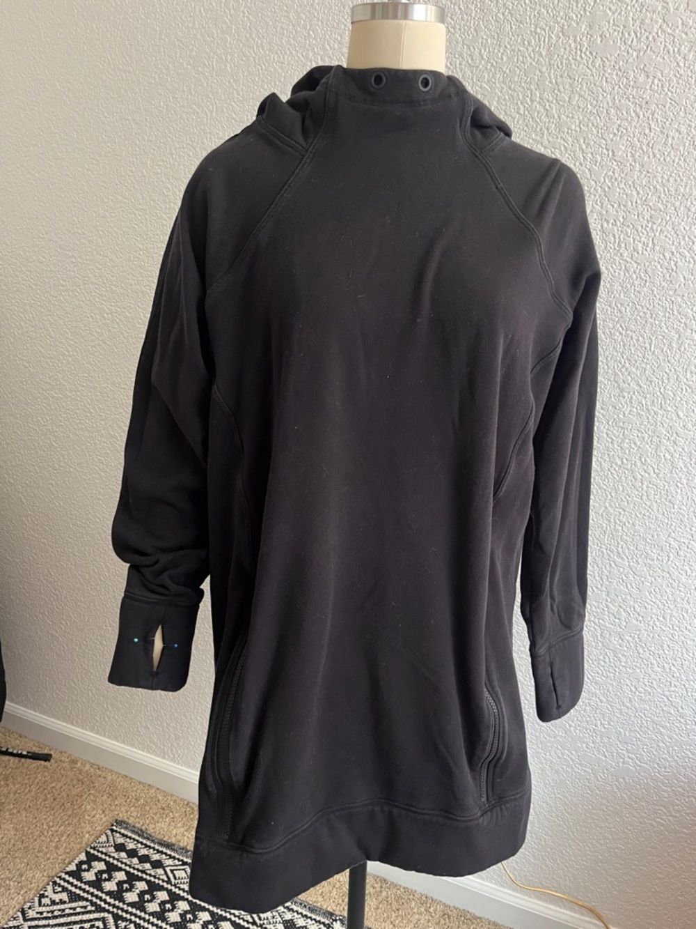 Athleta Black Fleece Pullover Hoodie